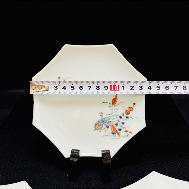 有田焼　人間国宝　13代柿右衛門作　染錦鳳凰唐花草　八角　皿　3枚