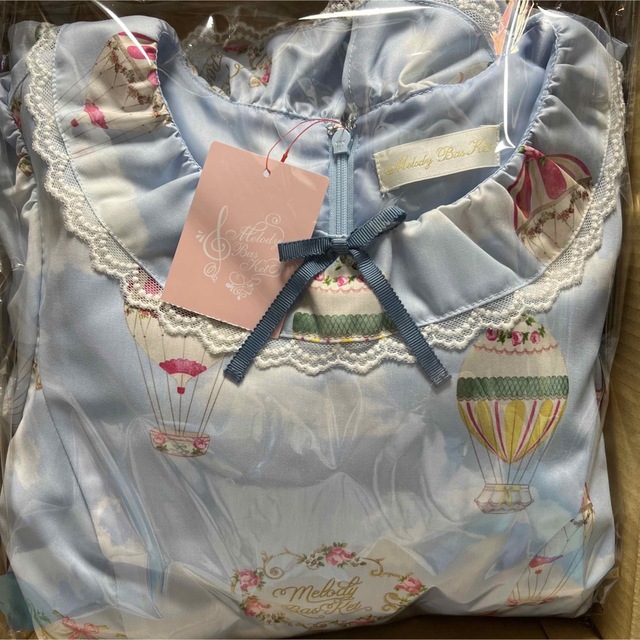 Melody BasKet Sky Balloonティアードワンピース レディースのワンピース(ひざ丈ワンピース)の商品写真
