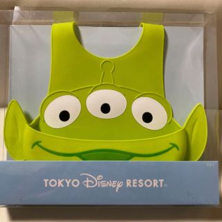 ディズニー(Disney)のディズニー リトルグリーンメン シリコンスタイ(ベビースタイ/よだれかけ)