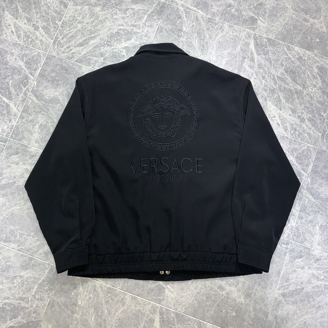 VERSACE(ヴェルサーチ)のVintage VERSACE JEANS COUTURE  Jacket メンズのジャケット/アウター(ブルゾン)の商品写真