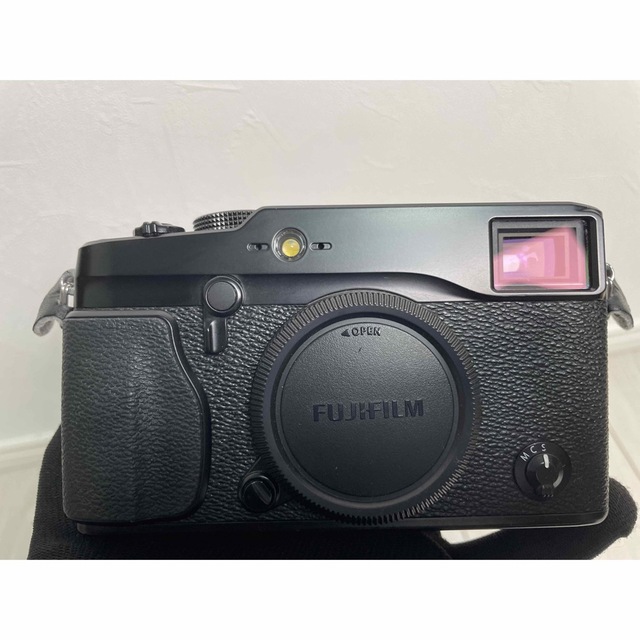 富士フイルム(フジフイルム)のFUJIFILM X-Pro1 スマホ/家電/カメラのカメラ(ミラーレス一眼)の商品写真