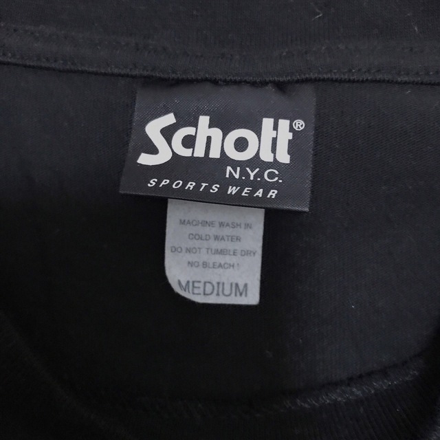 schott(ショット)のschott  ショット　半袖Tシャツ　袖にフラッグ付　着用回数少なし メンズのトップス(Tシャツ/カットソー(半袖/袖なし))の商品写真