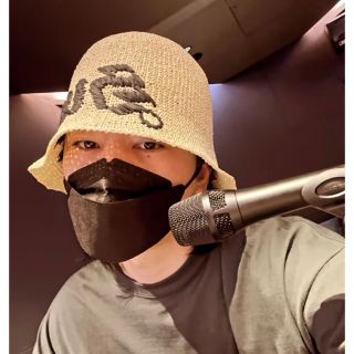 Supreme - Supreme Old English Straw Crusherの通販 by たかやん's