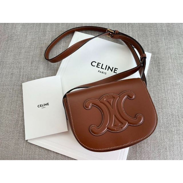 美品】CELINE フォルコ キュイル トリオンフ | gulatilaw.com