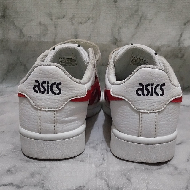 asics(アシックス)のasics　キッズ　スニーカー　21.0cm キッズ/ベビー/マタニティのキッズ靴/シューズ(15cm~)(スニーカー)の商品写真