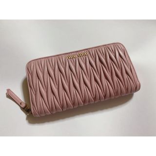 オリジナルデザイン手作り商品 miumiu 長財布 2回ほど使用のみ