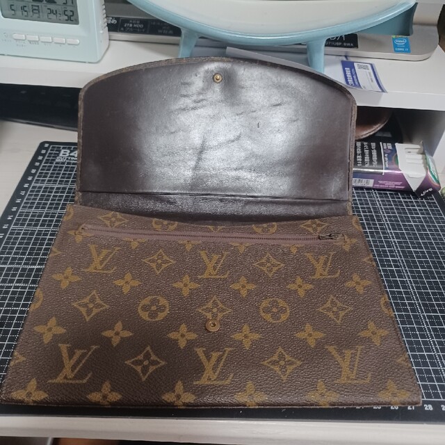 LOUIS VUITTON ルイヴィトン　クラッチバック　希少