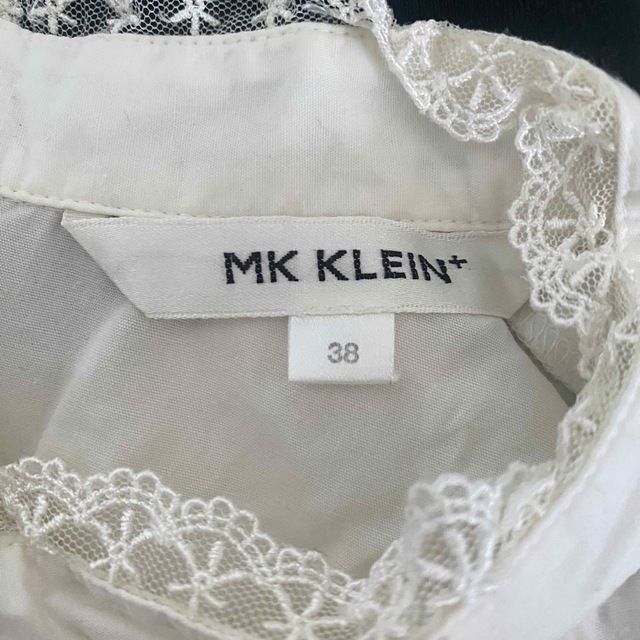 MK KLEIN+(エムケークランプリュス)のMK KLEIN+ エムケークランプリュス　ノースリーブブラウス レディースのトップス(シャツ/ブラウス(半袖/袖なし))の商品写真