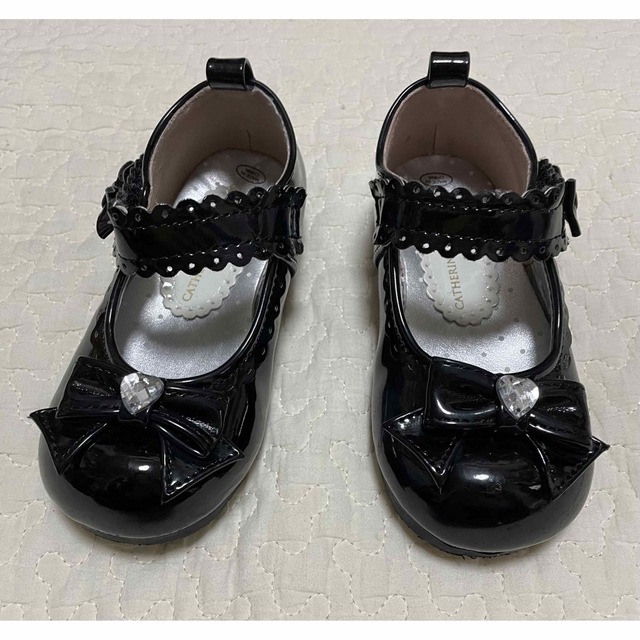 Catherine Cottage(キャサリンコテージ)のワンストラップ フォーマル シューズ女の子 キッズ 黒　15cm 美品 キッズ/ベビー/マタニティのキッズ靴/シューズ(15cm~)(フォーマルシューズ)の商品写真