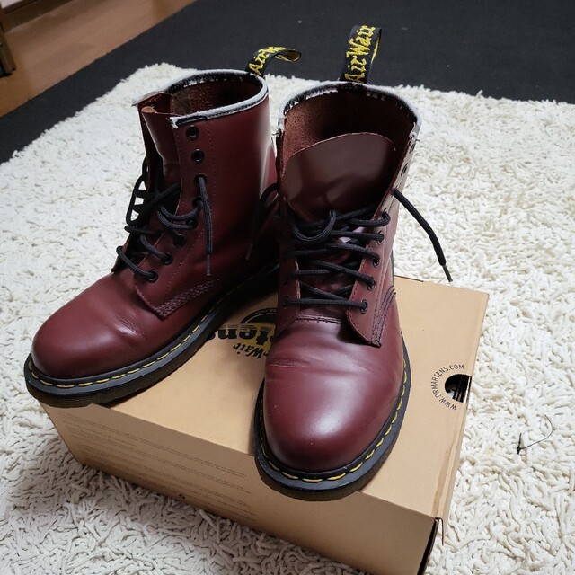 新品未使用 Dr.Martens ブーツ 1460 8ホール チェリーレッド