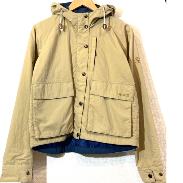 AIGLE★マウンテンパーカー★ショート★エーグル★定価3万円★ベージュ★紺