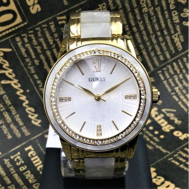 GUESS(ゲス)のGuess unisex watch W0706L3 メンズの時計(腕時計(アナログ))の商品写真