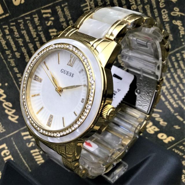 GUESS(ゲス)のGuess unisex watch W0706L3 メンズの時計(腕時計(アナログ))の商品写真