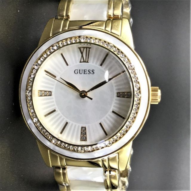 GUESS(ゲス)のGuess unisex watch W0706L3 メンズの時計(腕時計(アナログ))の商品写真