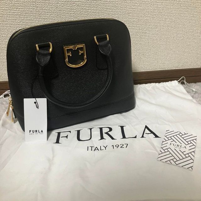 FURLA✳ショルダーバッグ縦幅13cm