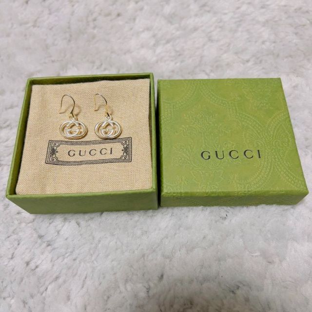 Gucci(グッチ)の【新品】GUCCI グッチ スウィングピアス 223321 ダブルG gg レディースのアクセサリー(ピアス)の商品写真