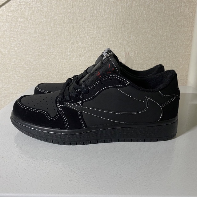 nike air  jordan low travis  メンズの靴/シューズ(スニーカー)の商品写真