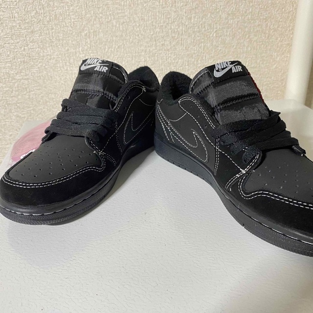 nike air  jordan low travis  メンズの靴/シューズ(スニーカー)の商品写真