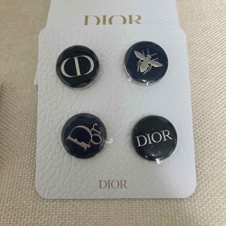 ディオール(Dior)のDior ピンバッジ(ブローチ/コサージュ)