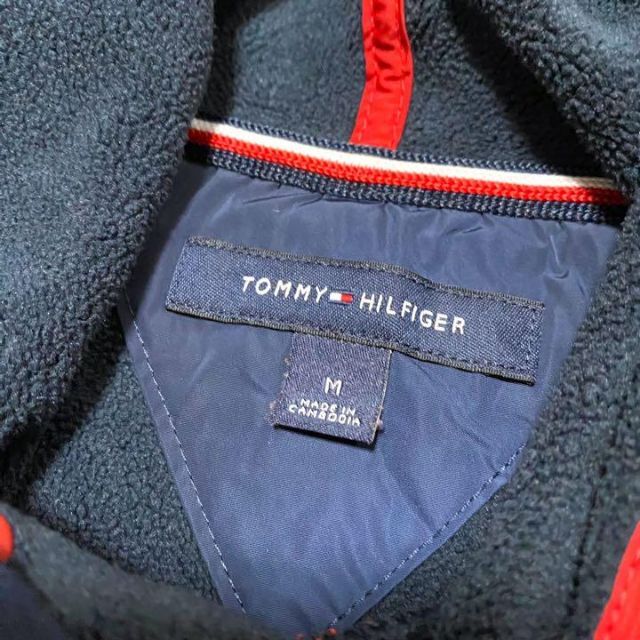 TOMMY HILFIGER(トミーヒルフィガー)の古着 TOMMY 90s トミー　ヒルフィガー　デカロゴ　フリース ビンテージ メンズのトップス(パーカー)の商品写真