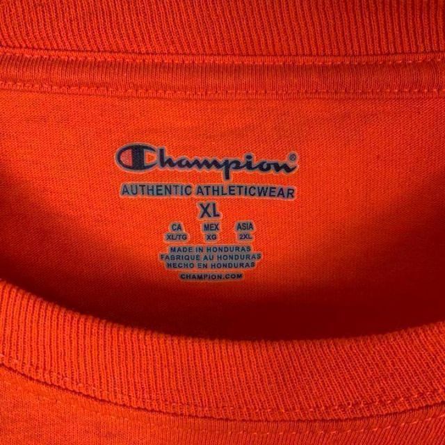 Champion(チャンピオン)のC654 チャンピオン　ビッグプリント　肩刺繍ロゴ　XL オレンジ　半袖Tシャツ メンズのトップス(Tシャツ/カットソー(半袖/袖なし))の商品写真