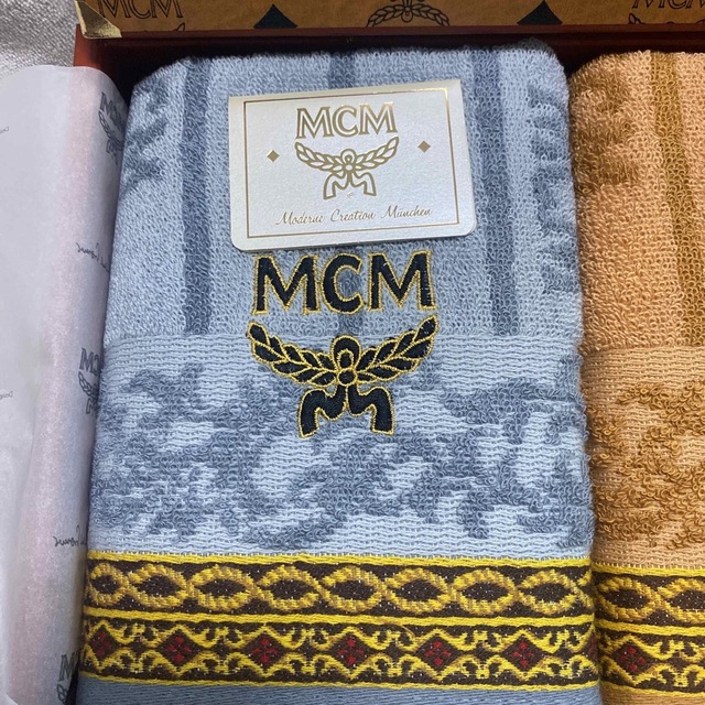 MCM(エムシーエム)のMCM❤️フェイスタオル❤️セット❤️ インテリア/住まい/日用品の日用品/生活雑貨/旅行(タオル/バス用品)の商品写真