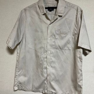 エイチアンドエム(H&M)のH&M シャツ　ベージュ　半袖(シャツ)