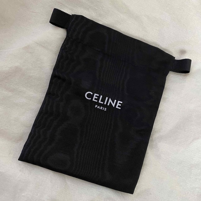 CELINE - 【新品未使用】巾着ポーチ コスメポーチの通販 by くま CELINE - 【新品未使用】巾着ポーチ コスメポーチの通販 by くま
