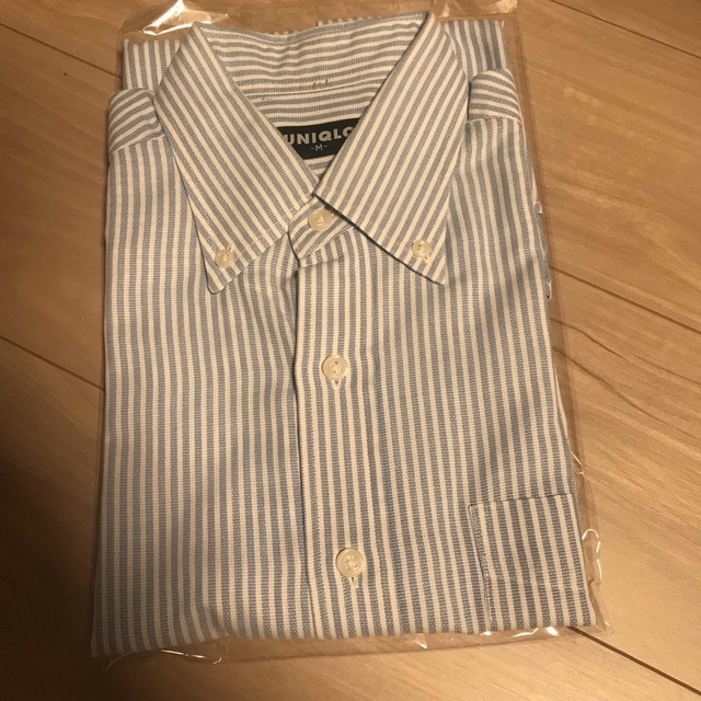 UNIQLO(ユニクロ)のユニクロ　半袖ボタンダウンシャツ　ストライプ　M メンズのトップス(シャツ)の商品写真
