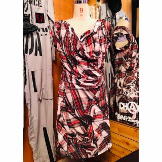 ヴィヴィアン(Vivienne Westwood) ひざ丈ワンピース(レディース)の通販