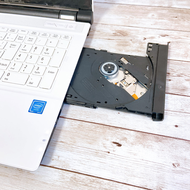 NEC - 早い者勝ち✨すぐ使える薄型ノートパソコン✨超大容量1TB/カメラ