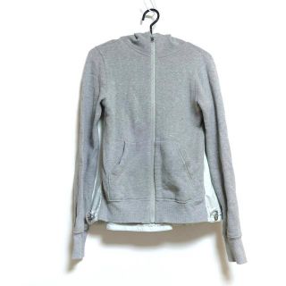 とても美品 XSサイズ Nikelab sacai フリース パーカー