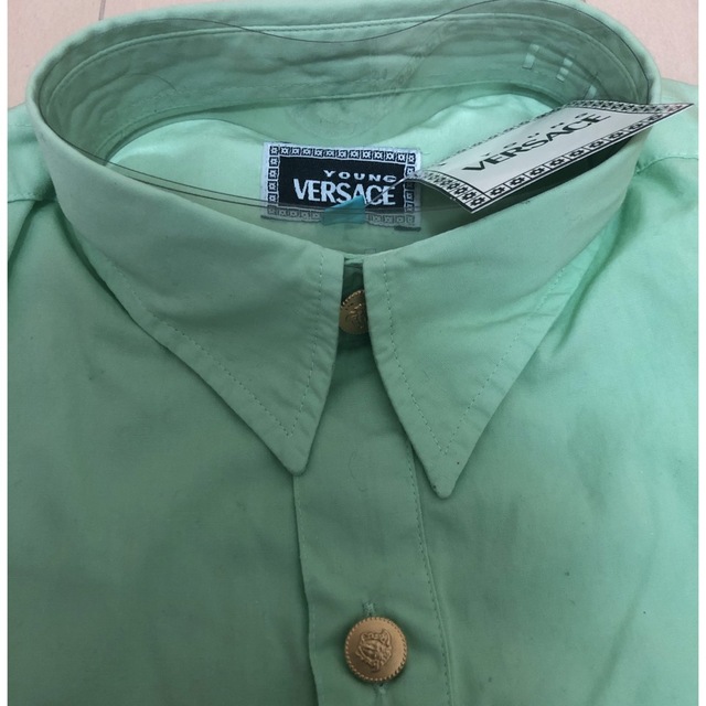 VERSACE - VERSACE 黄緑色 カッターシャツ 長袖 ボタン付きの通販 by