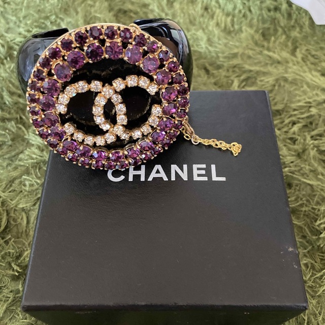 CHANEL ビジューバングル