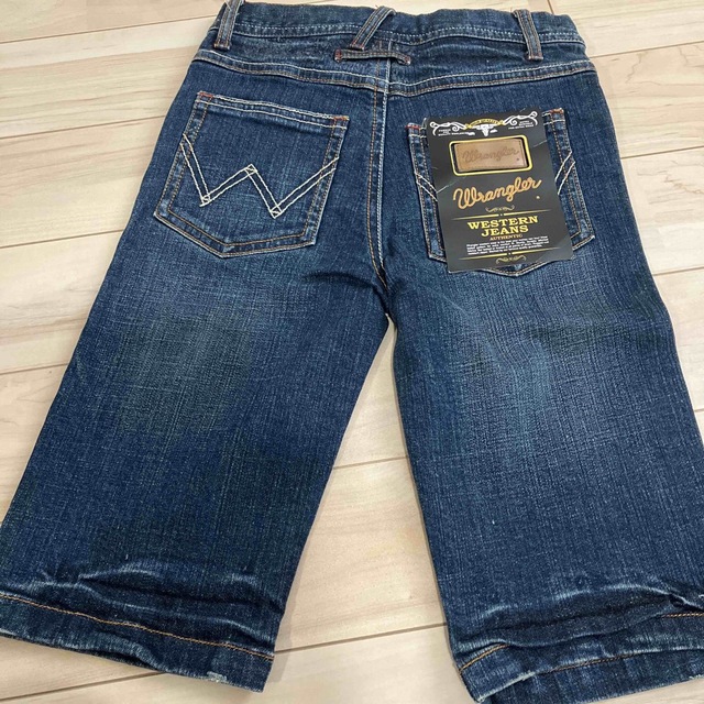 Wrangler(ラングラー)のデニム　ハーフパンツ　130 キッズ/ベビー/マタニティのキッズ服男の子用(90cm~)(パンツ/スパッツ)の商品写真