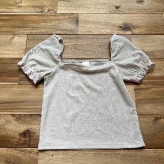 エイチアンドエム(H&M)のH&M 新品　トップス(Tシャツ(半袖/袖なし))