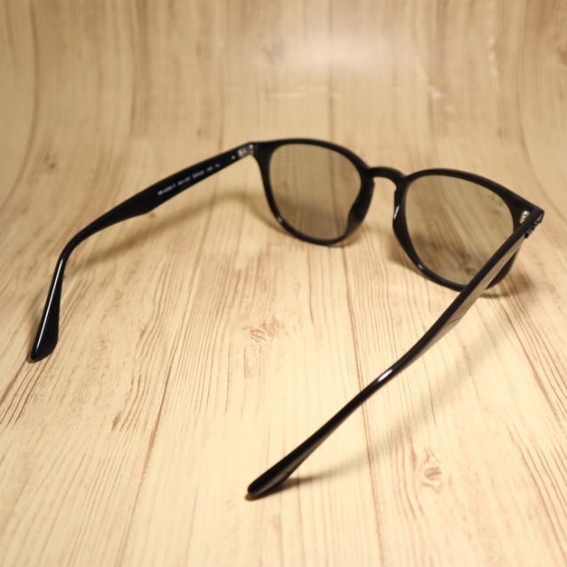 Ray-Ban(レイバン)のRayBan　正規品　レイバン　RB4259F-601/87 53サイズ メンズのファッション小物(サングラス/メガネ)の商品写真