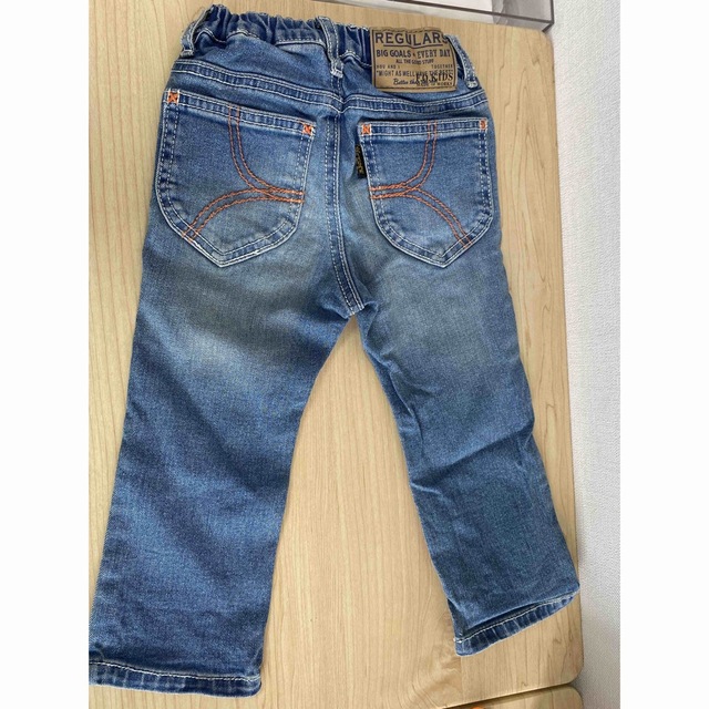 F.O.KIDS(エフオーキッズ)のエフ・オー・キッズ　ジーンズ　ジーパン　90cm ブルー　パンツ キッズ/ベビー/マタニティのキッズ服男の子用(90cm~)(パンツ/スパッツ)の商品写真