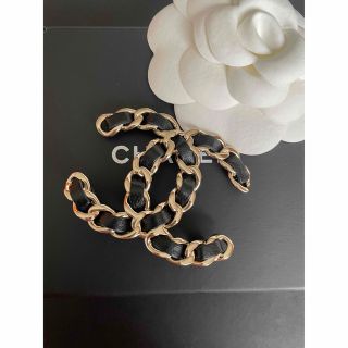 CHANEL(ブローチ/コサージュ)のフリマアイテム一覧 CHANEL(ブローチ/コサージュ)のフリマアイテム一覧