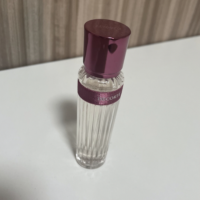 COSME DECORTE(コスメデコルテ)のキモノ ツヤ オードトワレ 15ml コスメ/美容の香水(香水(女性用))の商品写真