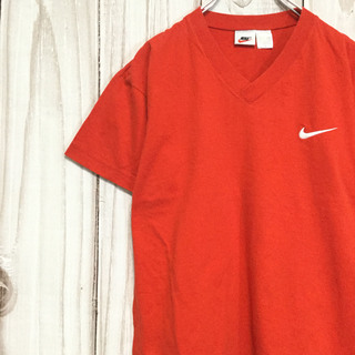ナイキ(NIKE)の90s ナイキ 銀タグ 半袖Ｔシャツ Vネック スウッシュ刺繍 赤 M 古着(Tシャツ/カットソー(半袖/袖なし))