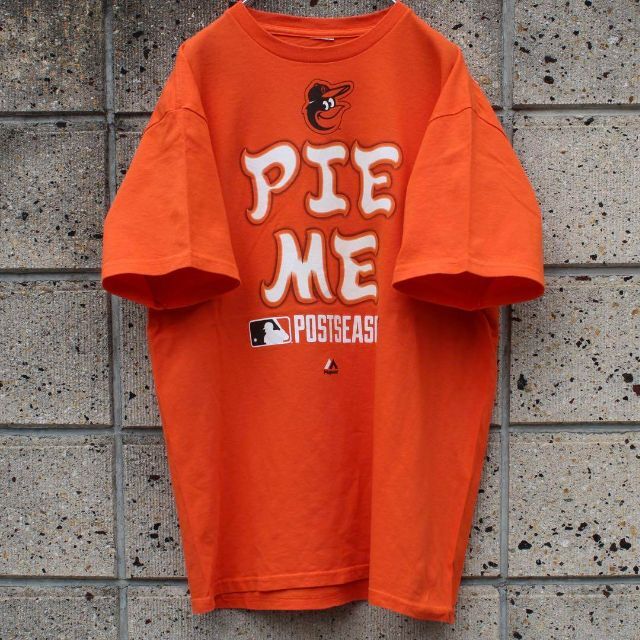 Majestic(マジェスティック)のMajestic × MLB BAL.オリオールズ"PIE ME" 古着Tシャツ メンズのトップス(Tシャツ/カットソー(半袖/袖なし))の商品写真