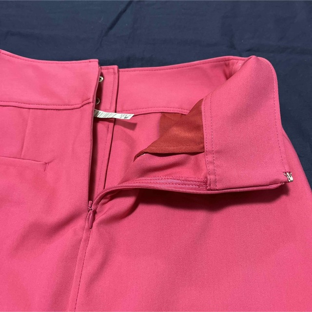 ICB(アイシービー)のICB アイシービー　9号　ピンク　ロングスカート レディースのスカート(ロングスカート)の商品写真