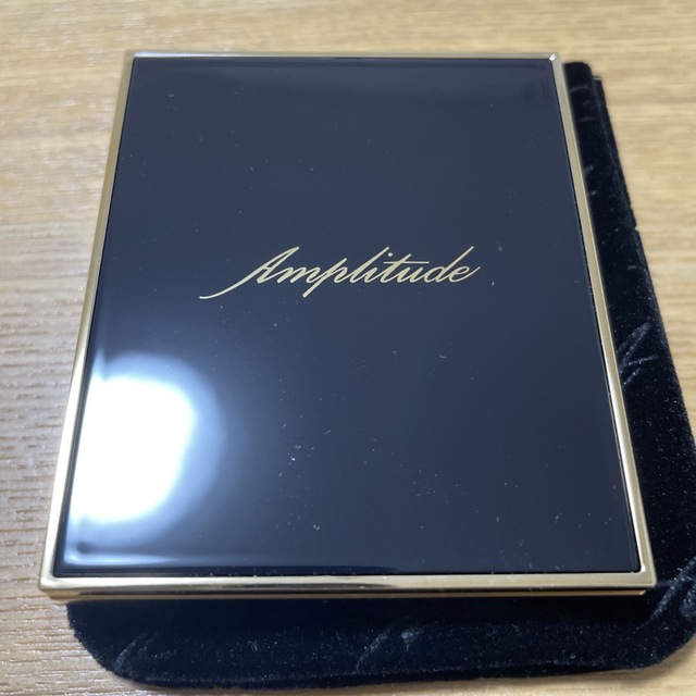 Amplitude(アンプリチュード)のアンプリチュード コスメ/美容のベースメイク/化粧品(アイシャドウ)の商品写真