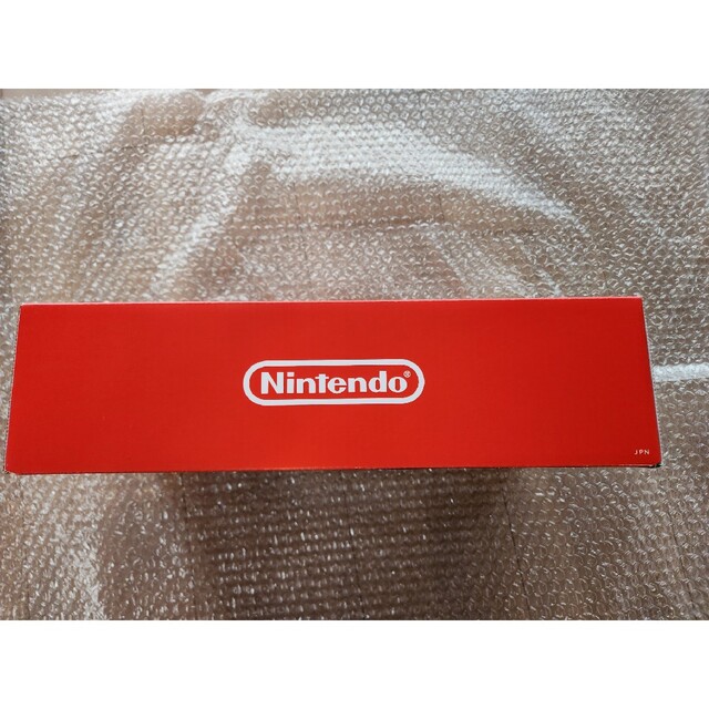 Nintendo Switch(ニンテンドースイッチ)の美品 NINTENDO SWITCH ニンテンドースイッチ バッテリー強化版 エンタメ/ホビーのゲームソフト/ゲーム機本体(家庭用ゲーム機本体)の商品写真