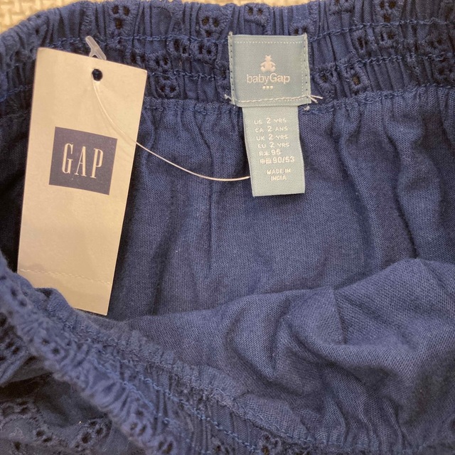 babyGAP(ベビーギャップ)の新品タグ付き　babyGAP スカート95  キッズ/ベビー/マタニティのキッズ服女の子用(90cm~)(スカート)の商品写真