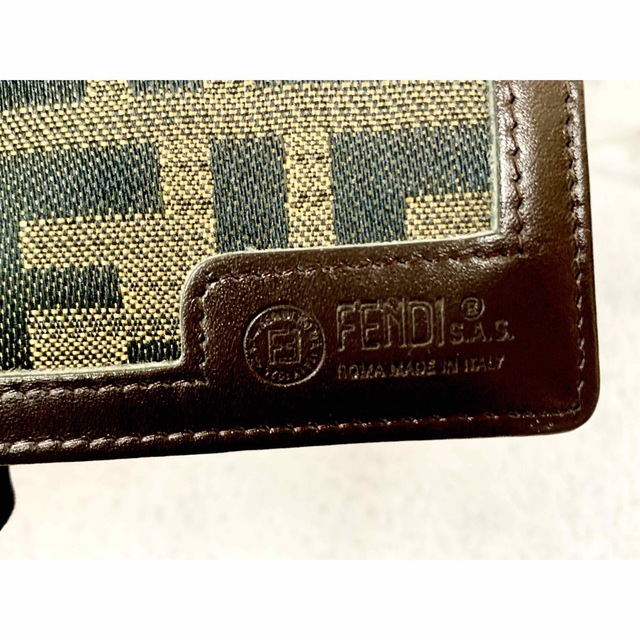フェンディ 二つ折り財布✨美品✨ ズッカ柄 スマート財布 FFロゴ | www