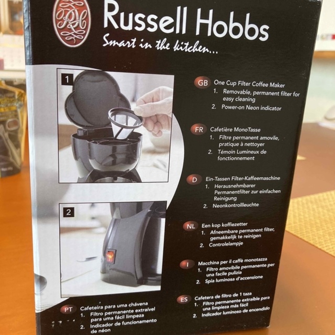 ☆新品未使用☆Russell Hobbs☆パーソナルコーヒーメーカー☆マグ付き☆ スマホ/家電/カメラの調理家電(コーヒーメーカー)の商品写真