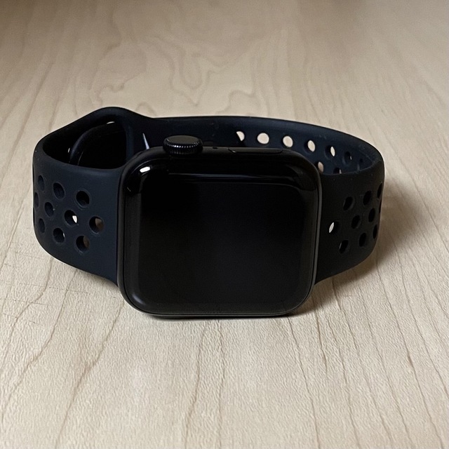 Apple Watch(アップルウォッチ)のApple Watch SE 第2世代 40mm GPSモデル メンズの時計(腕時計(デジタル))の商品写真