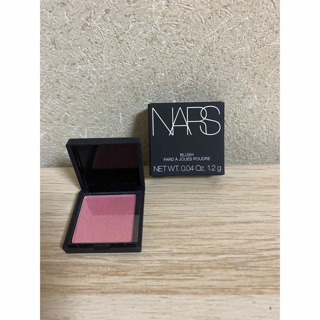 NARS(ナーズ)のNARS ブラッシュ 4013NATURE ミニ コスメ/美容のベースメイク/化粧品(チーク)の商品写真